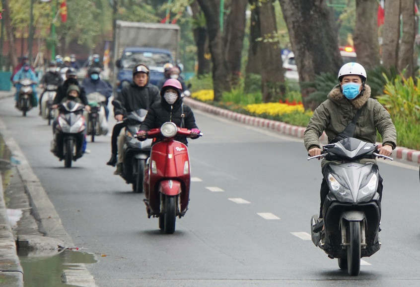 Miền Bắc chuyển rét, vùng núi cao có nơi dưới 10 độ C - 1