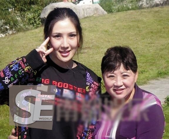 Bạn diễn Huỳnh Hiểu Minh của anh lên hương còn anh mất tất cả sau scandal mua dâm cô gái chuyển giới 8