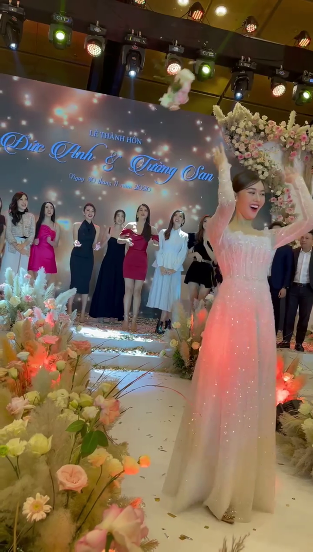 Đám cưới Tường San: Dàn Hoa hậu quy tụ, Đỗ Mỹ Linh bắt được hoa cưới - Ảnh 7.