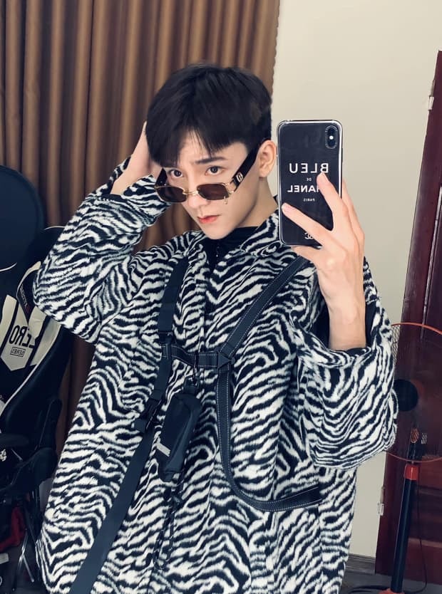 bản sao của Sơn Tùng M-TP 1
