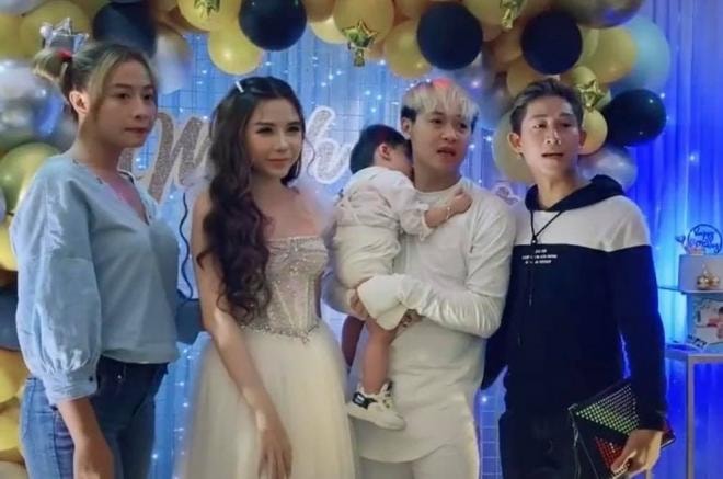 Hồ Gia Hùng và Ti Ti 0