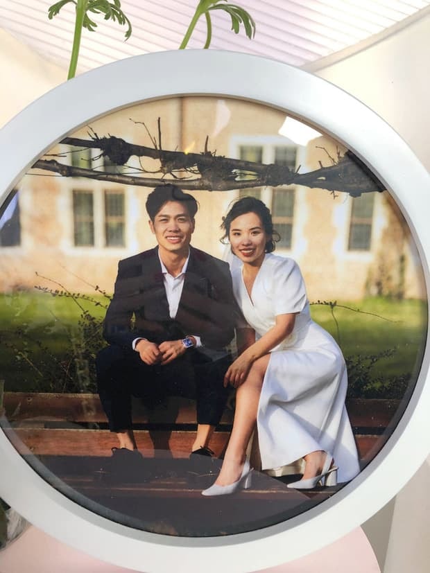 Tóc Tiên và Công Phượng  0