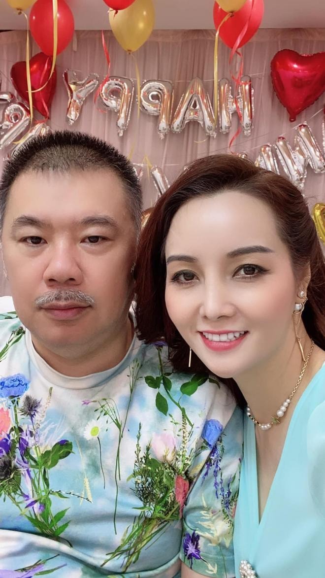Mai Thu Huyền kỷ niệm ngày cưới  0