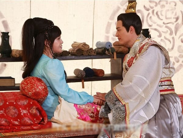 Sao nữ cưa sừng làm nghé Châu Tấn vẫn đẹp mê hồn Lâm Tâm Như bị chê nghiện đóng thánh mẫu 2
