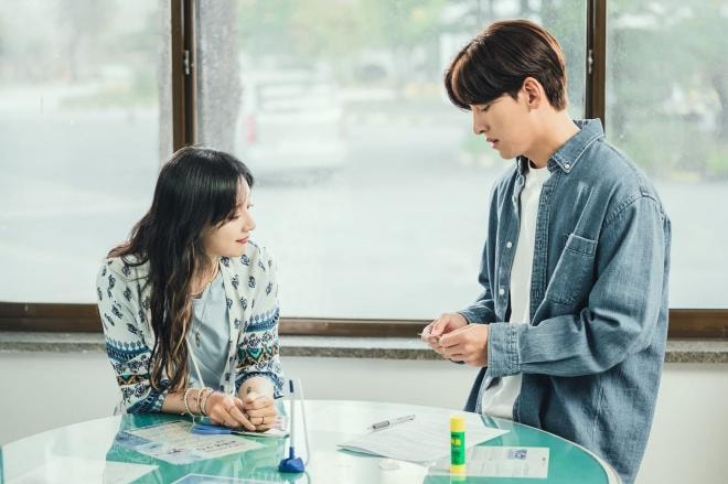 Kim Ji Won và Ji Chang Wook phim chuyện tình nơi đô thị 4