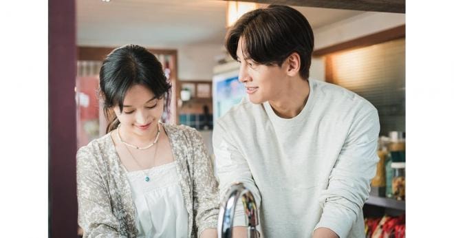 Kim Ji Won và Ji Chang Wook phim chuyện tình nơi đô thị 2