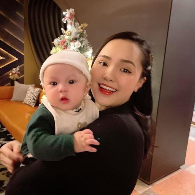 sinh nhật vợ Duy Mạnh 0