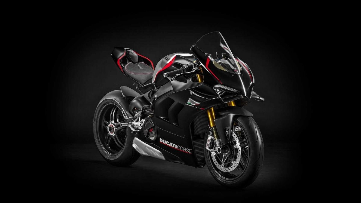 2021-ducati-panigale-v4-sp-right-side-angle-view.jpg