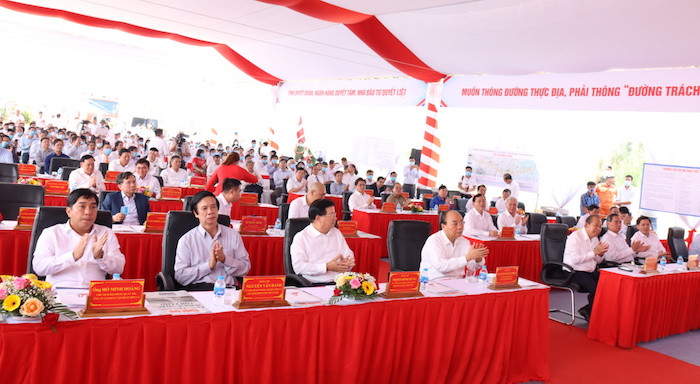 mt4-w500-h333.jpg