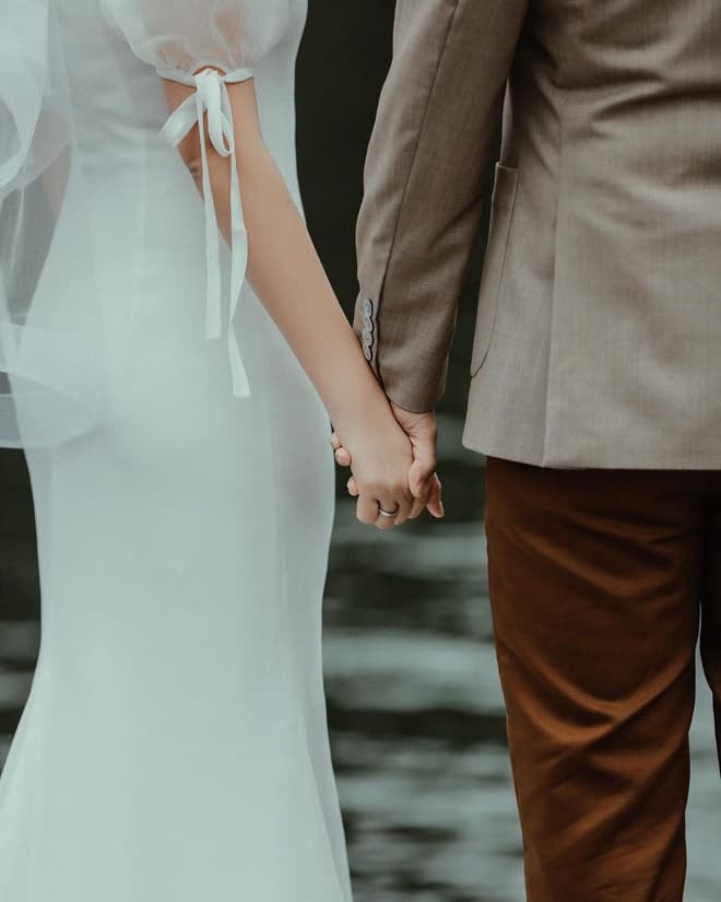 Phan Thành và Primmy Trương đi đám cưới 0