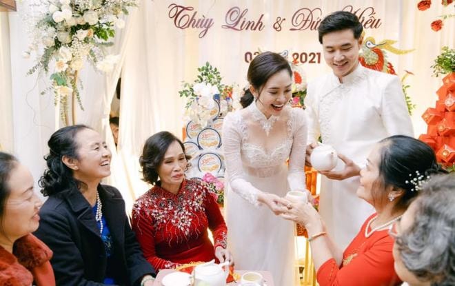 MC Thùy Linh đám hỏi 2