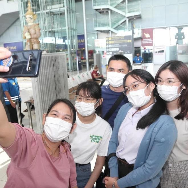 'Một nửa' kín tiếng và có gia thế khủng của Kiatisak: Thầy mới Công Phượng - Xuân Trường tại HAGL 6