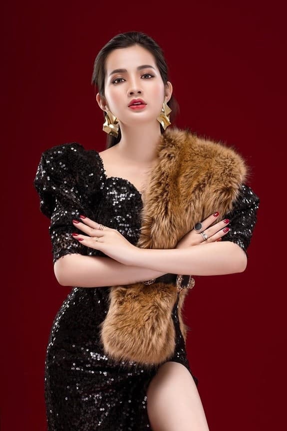 my-pham-huyen-phi-son-linh (1).jpg 0