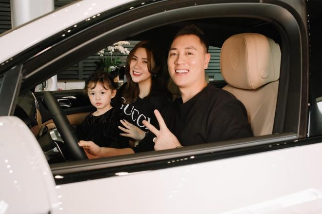 Kiên Hoàng tậu xe mới 3 Kiên Hoàng tậu xe mới 3