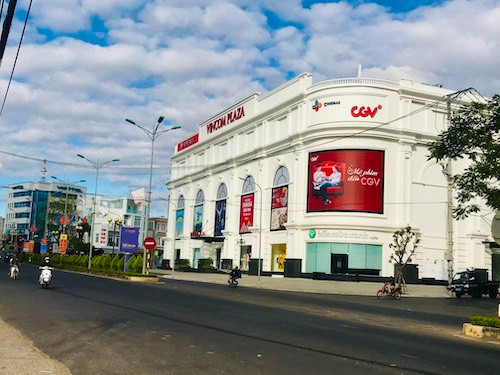 TP.KON TUM NGAY MOT PHST TRIEN. ANH 2.jpg