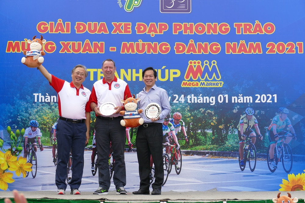 p1470613-w1000-h666.JPG