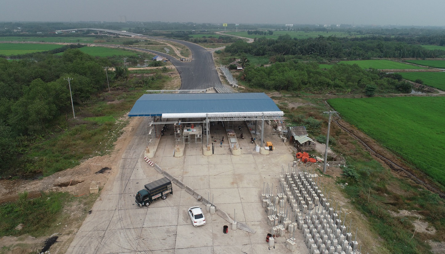 bot-319-dang-gap-rut-hoan-thanh-w1446-h825.jpg