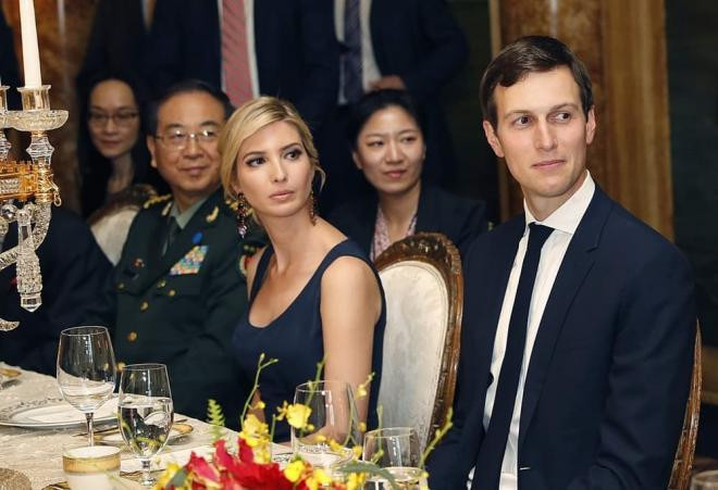 4 năm làm 'Đệ nhất ái nữ' của Tổng thống, Ivanka Trump đã nhận được những món quà nào? 6