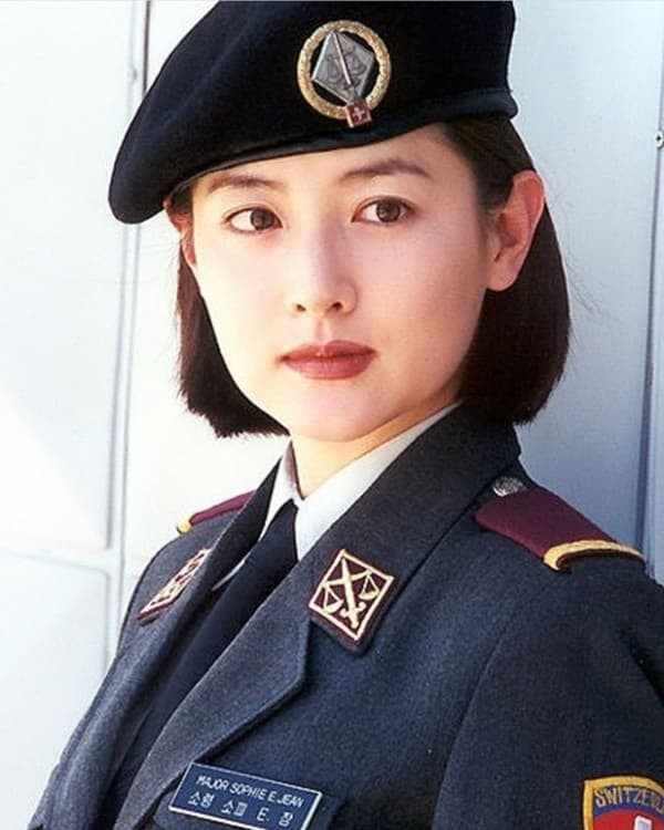 Lee-Young-Ae (1).jpg 4