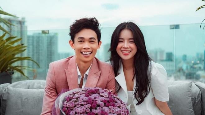 Mie và Hồng Thanh dính nghi án chai tay 0