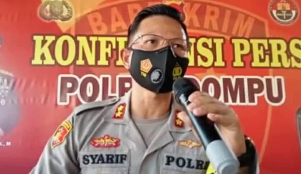 Cảnh sát Indonesia nhiễm Covid-19 'mây mưa' trong phòng cách ly thú nhận có vợ con nhưng vẫn 'tòm tem' lúc đang trị bệnh 3