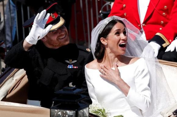 Ra mắt sách 'bóc phốt' em, chị gái Meghan Markle được dư luận rần rần ủng hộ 4 Ra mắt sách 'bóc phốt' em, chị gái Meghan Markle được dư luận rần rần ủng hộ 4