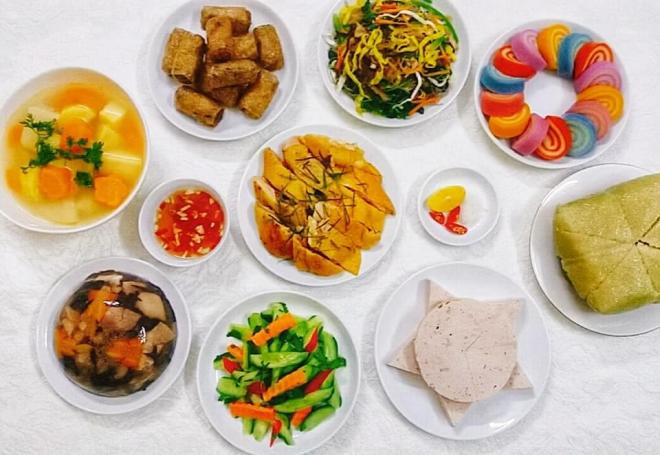 mâm cỗ ngày Tết 0