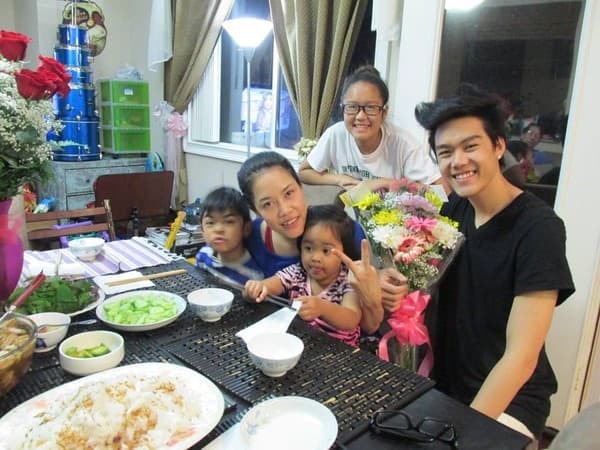 thu-phuong-dung-taylor-07-ngoisaovn-w600-h450 0