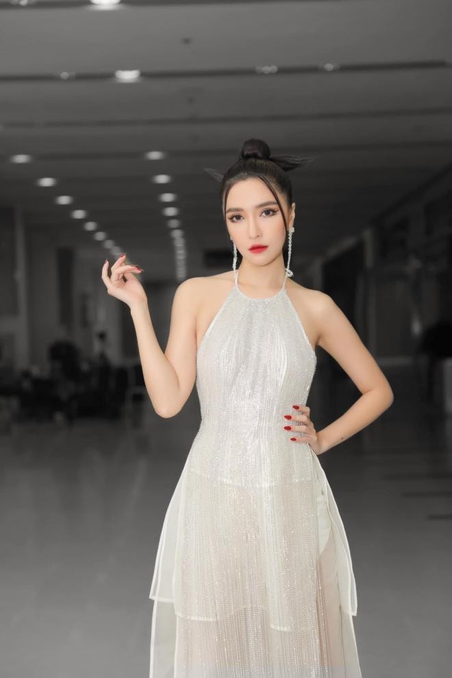 Bích Phương 1
