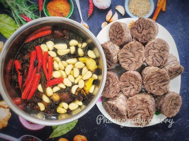 bắp bò ngâm ngũ vị 1