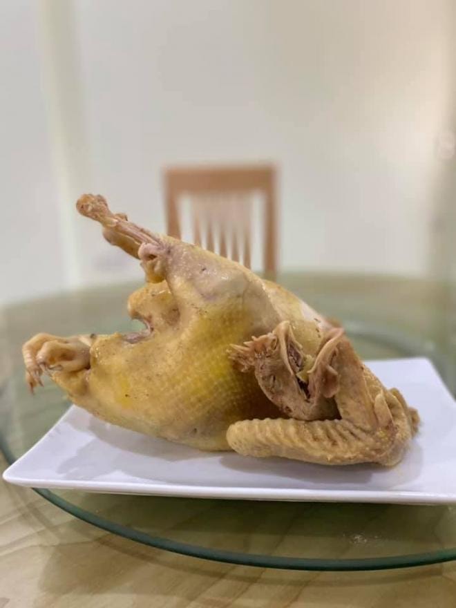 gà luộc đêm giao thừa 1