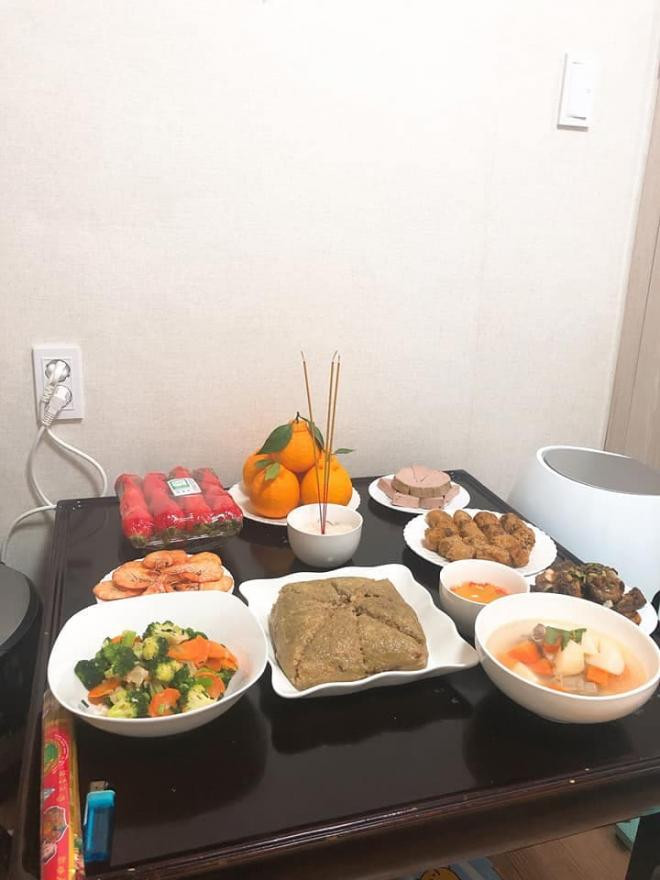 mâm cơm tất niên 2 mâm cơm tất niên 2