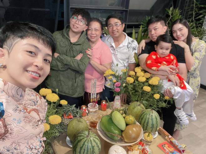 sao Việt đón giao thừa bên gia đình 10 sao Việt đón giao thừa bên gia đình 10