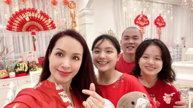 sao Việt đón giao thừa bên gia đình 4 sao Việt đón giao thừa bên gia đình 4