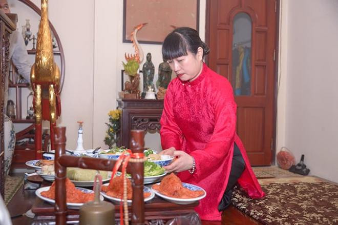 Mâm cơm truyền thống ngày Tết của gia đình NTK Đức Hùng khiến ai cũng nức lòng 12