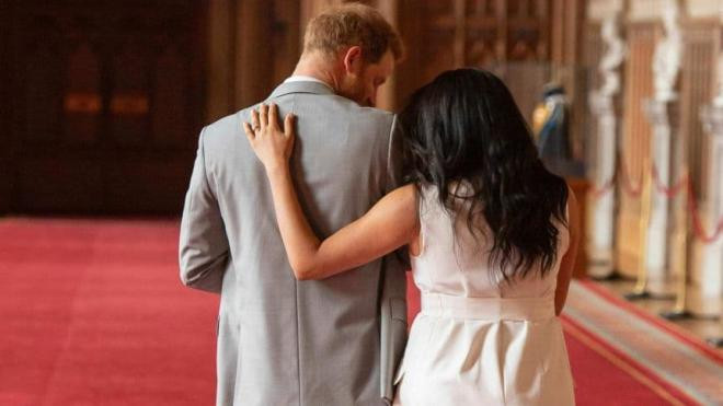 6 hình ảnh cho thấy Meghan không bỏ qua cơ hội nào để biến cuộc đời mình thành một bộ phim Hollywood 3 6 hình ảnh cho thấy Meghan không bỏ qua cơ hội nào để biến cuộc đời mình thành một bộ phim Hollywood 3