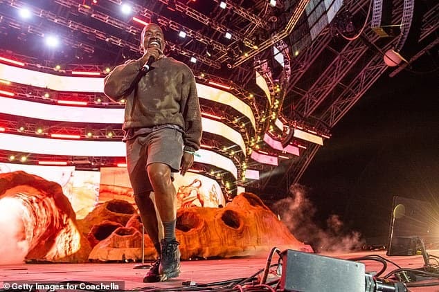 Gác tình cảm sang một bên, Kanye và Kim Kardashian sẽ phân chia khối tài sản 2,2 tỷ đô ra sao? 7