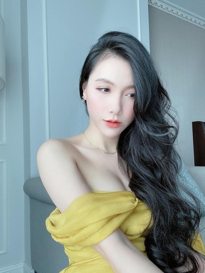 MC Minh Hà bikini 0