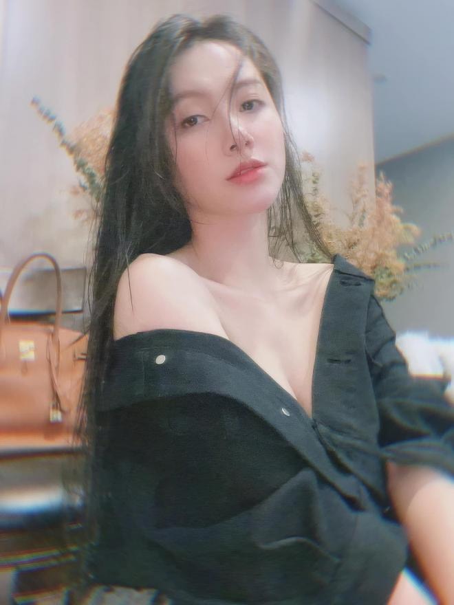 MC Minh Hà bikini 1