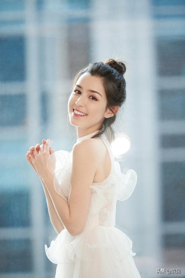 Trong 6 mỹ nhân Tân Cương, Đồng Lệ Á và Địch Lệ Nhiệt Ba vẫn xếp sau người này 0