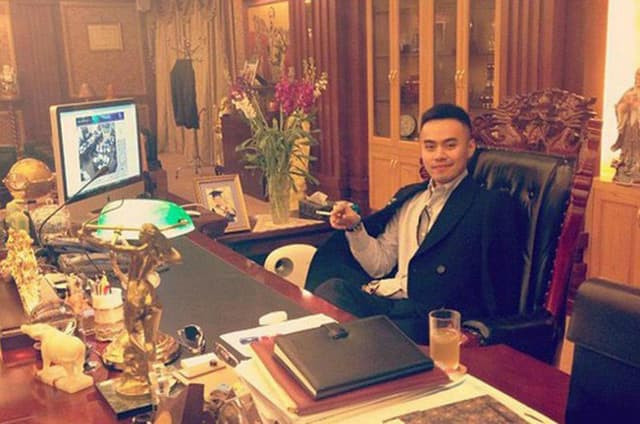 3 người thừa kế sáng giá của Tập đoàn Tân Hoàng Minh: Trai tài, gái sắc, du học trời Tây về nối nghiệp cha 3 người thừa kế sáng giá của Tập đoàn Tân Hoàng Minh: Trai tài, gái sắc, du học trời Tây về nối nghiệp cha