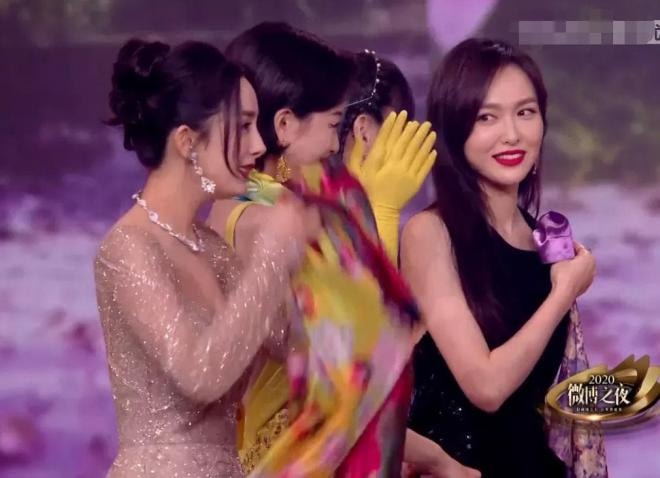 cặp bạn thân Dương Mịch - Đường Yên vẫn phớt lờ nhau 3