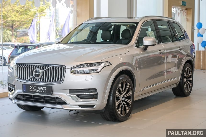 2021_volvo_xc90_t8_awd_recharge_malaysia_ext_1.jpg