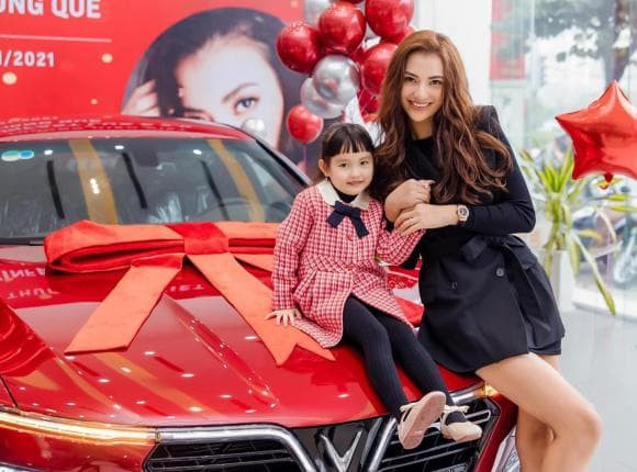 Hồng Quế tai nạn xe hơi  2