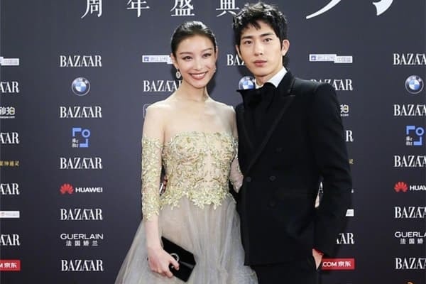 'Mỹ nam điện ảnh' Tỉnh Bách Nhiên lộ video lao vào hôn sao nam, nghi vấn yêu Nghê Ni chỉ để làm 'bình phong'? 6