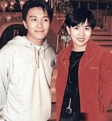 Lý do Châu Tinh Trì không kết hôn đã được tiết lộ, sự ra đi của một người phụ nữ đã nhuộm trắng mái tóc đen của anh 0