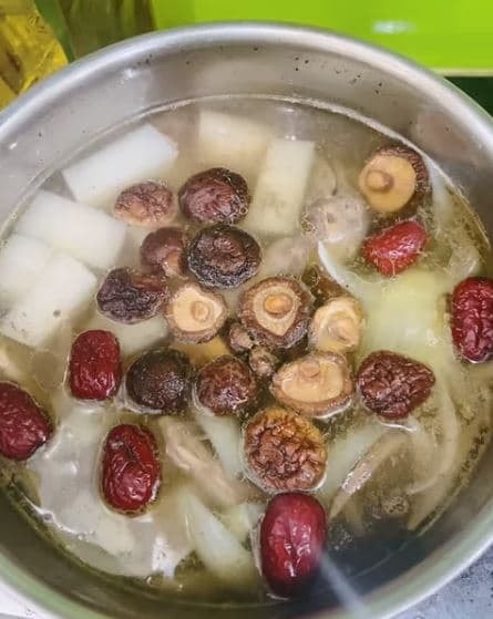 lẩu chim bồ câu  2