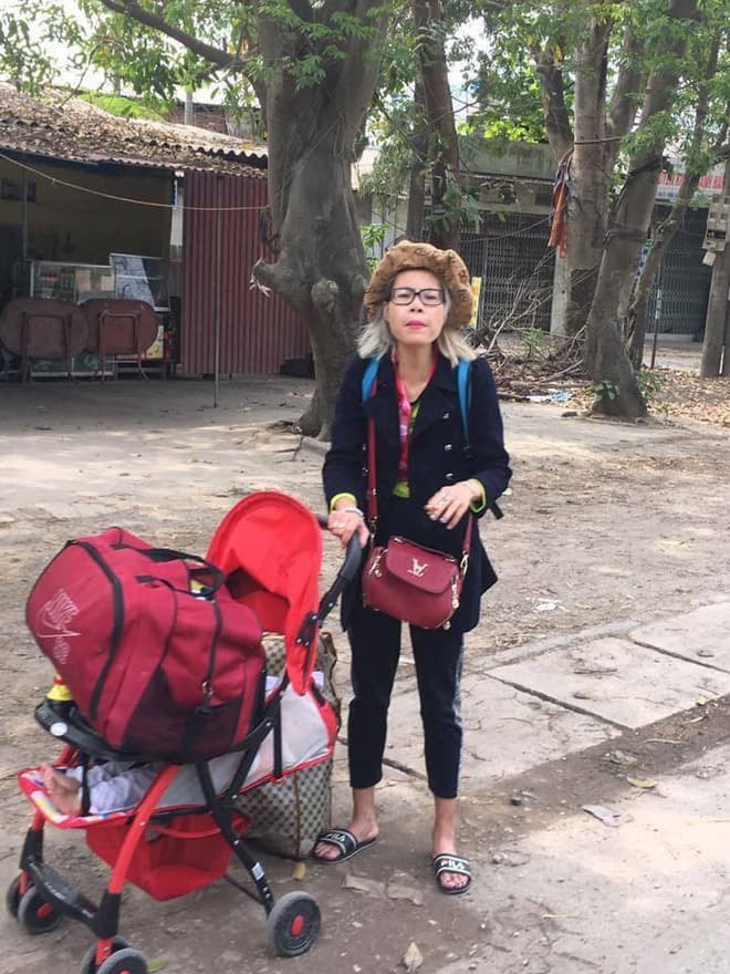 Bella có bầu  0