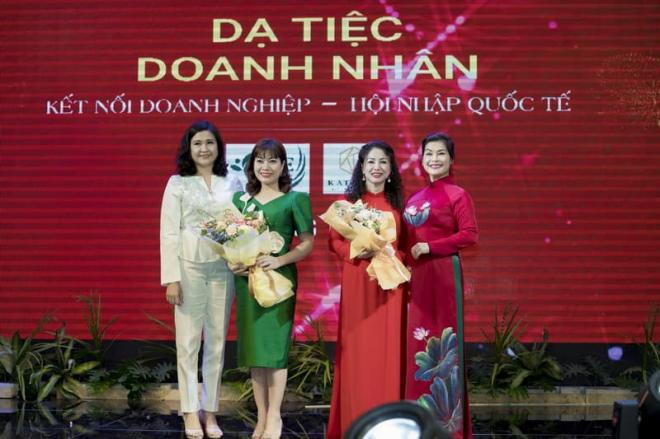 da-tiec-doanh-nhan-263 (21).jpg 1