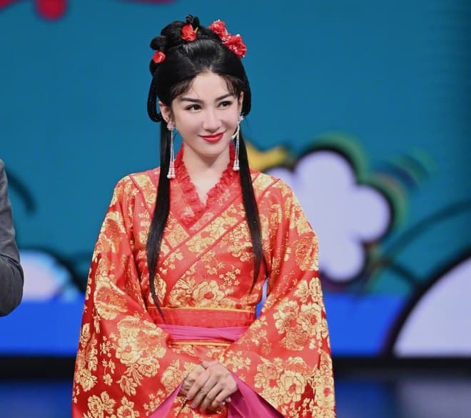 Dàn sao 'Lên nhầm kiệu hoa được chồng như ý' hội ngộ sau hơn 20 năm, nhìn nhan sắc hiện tại càng hiểu sao từng khiến khán giả chết mê chết mệt 0